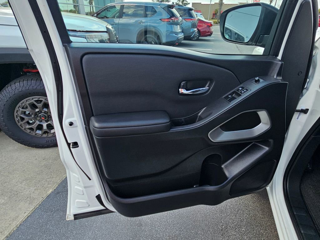 Used 2024 Nissan Frontier SV w/ SV Convenience Package image 14