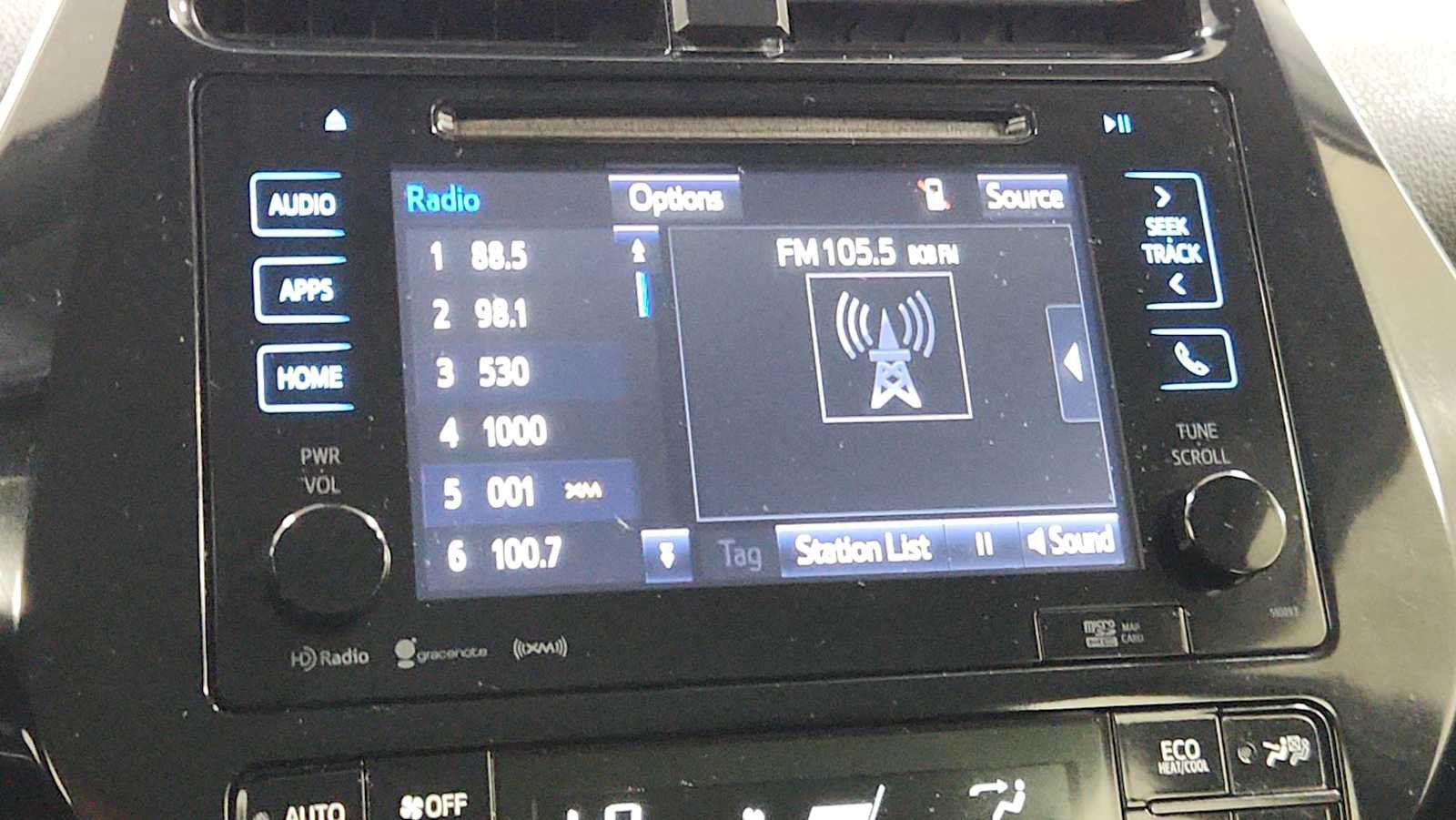 Certified 2018 Toyota Prius Three FWD image 18