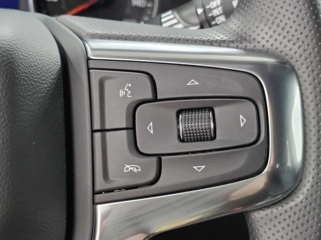 Used 2026 Chevrolet Blazer LT FWD image 33