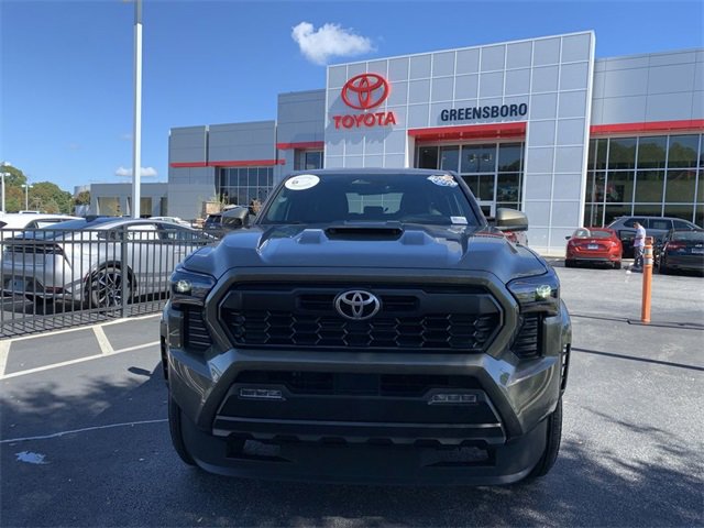Used 2024 Toyota Tacoma TRD Sport image 1