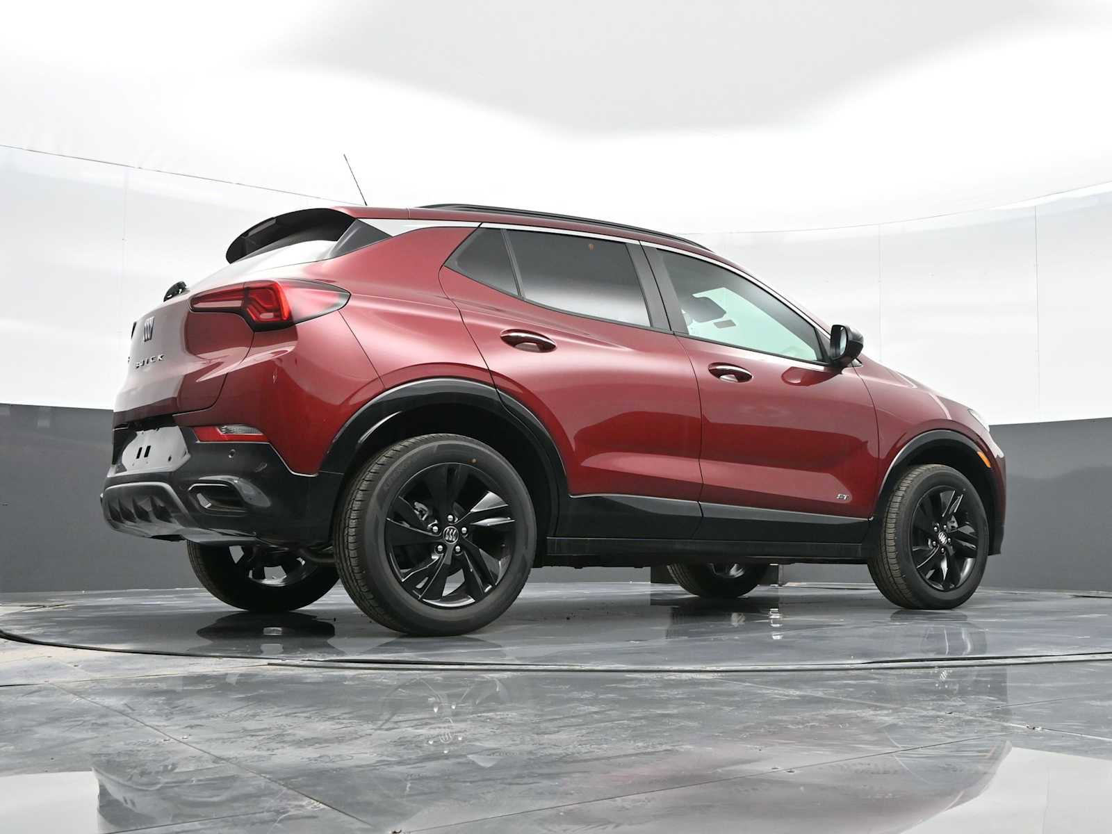 Used 2025 Buick Encore GX Sport Touring w/ Advanced Technology Package AWD/4WD image 34