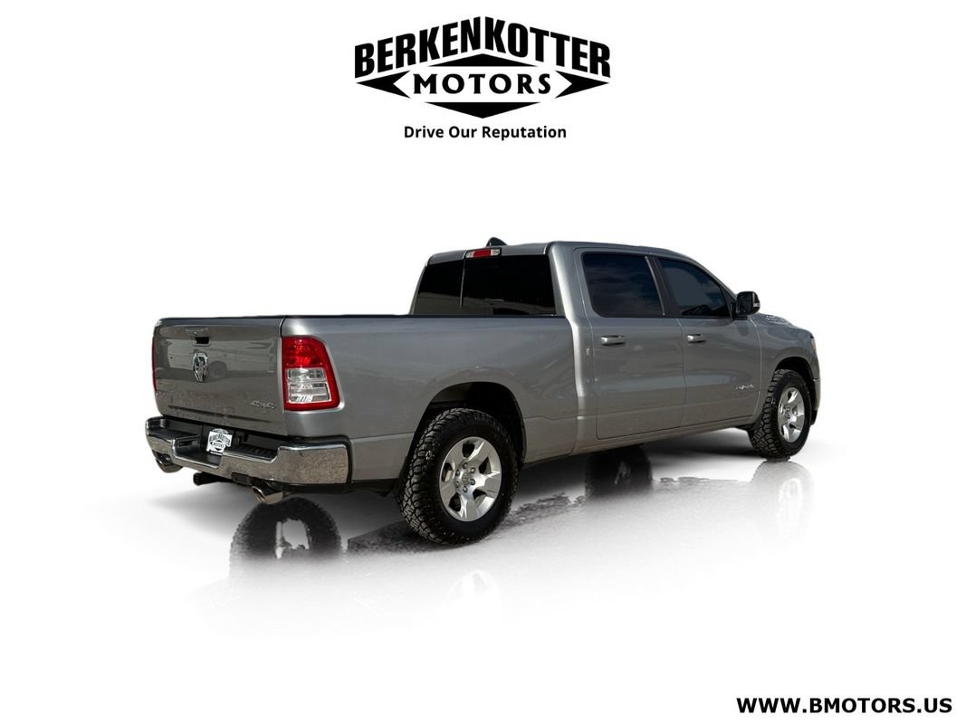 Used 2022 RAM 1500 Big Horn AWD/4WD image 3