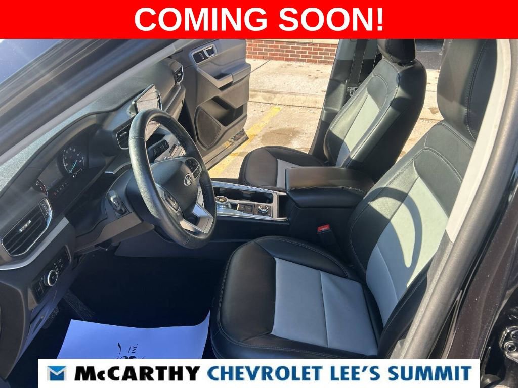 Used 2024 Ford Explorer XLT w/ Equipment Group 202A image 7