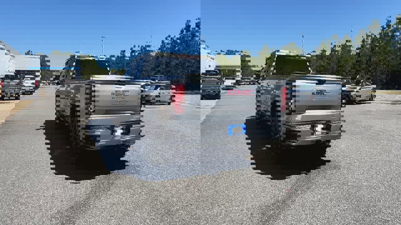 New 2026 GMC Sierra 1500 Elevation image 7