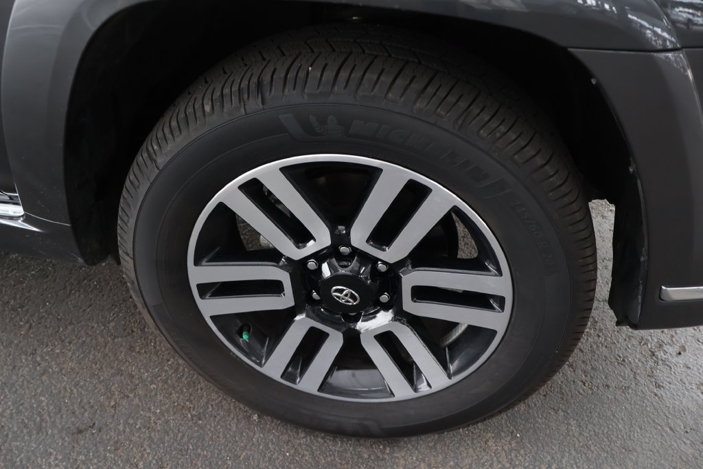Certified 2022 Toyota 4Runner Limited AWD/4WD image 64