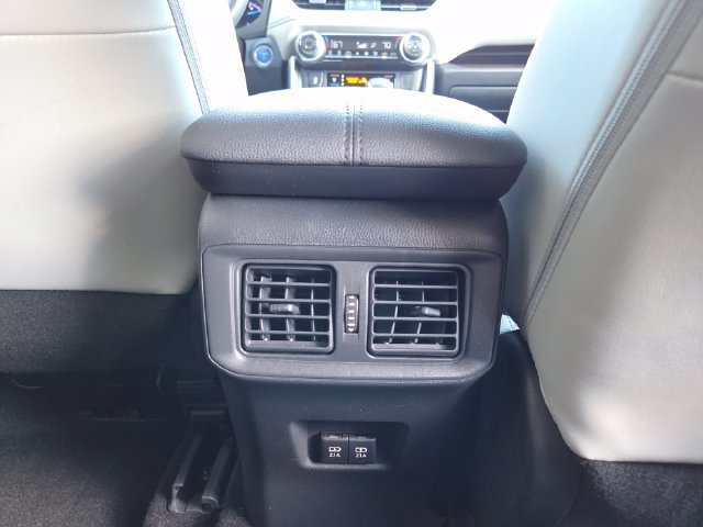 Used 2019 Toyota RAV4 Limited w/ Limited Grade Weather Package AWD/4WD image 36