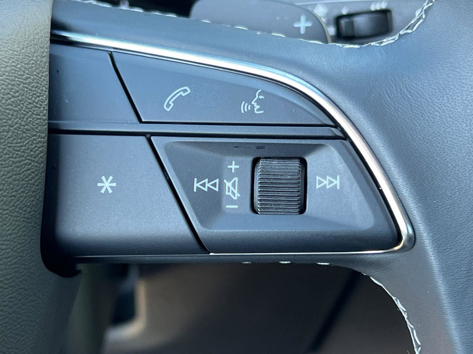 Certified 2025 Audi Q7 3.0T Premium w/ Convenience Package image 26