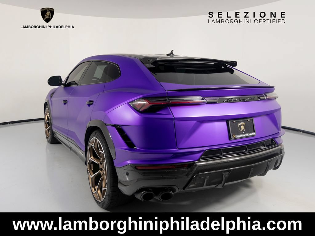 Used 2024 Lamborghini Urus Performante AWD/4WD image 3