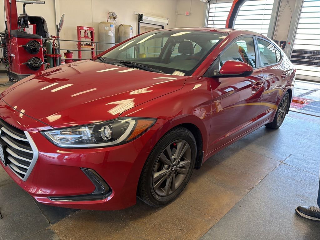 Used 2018 Hyundai Elantra Value Edition FWD image 4