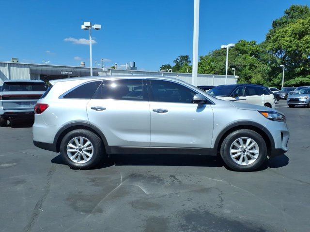 Used 2019 Kia Sorento L FWD image 8