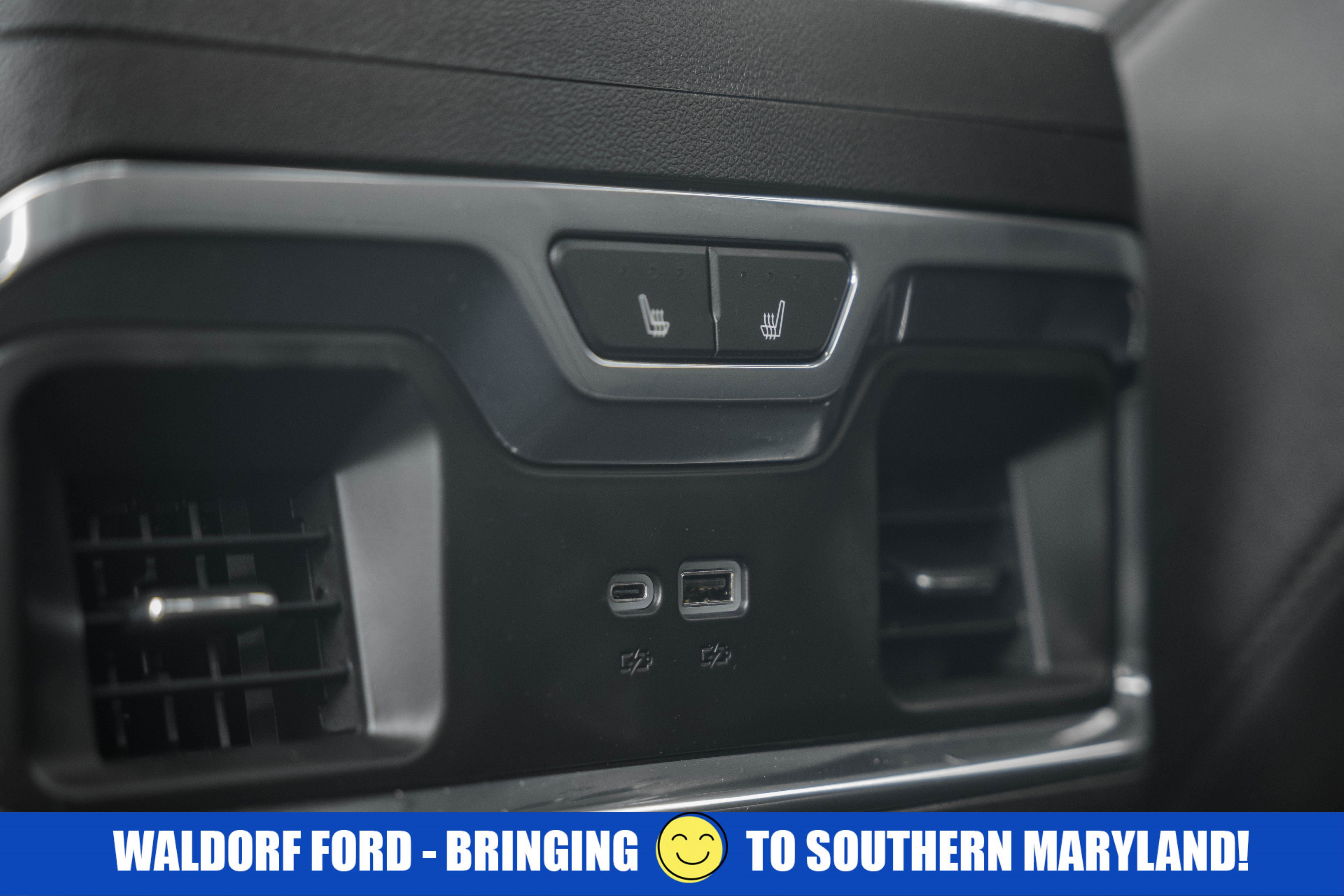 Used 2024 Chevrolet Silverado 1500 LTZ w/ LTZ Premium Package image 38