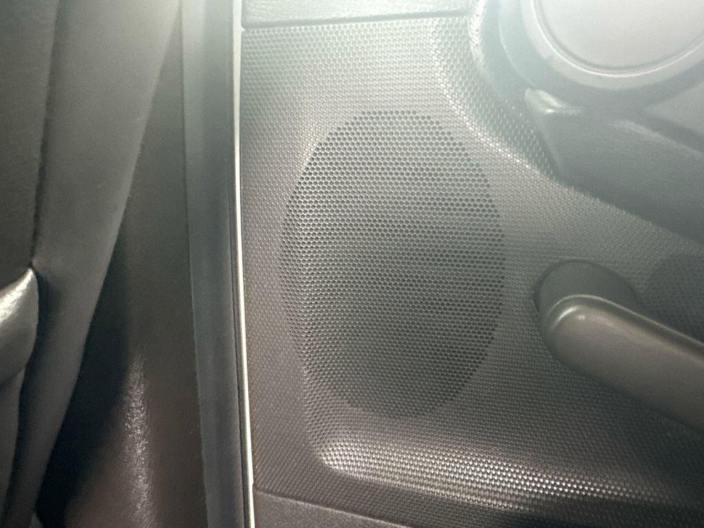 Used 2010 Ford Explorer Limited image 26