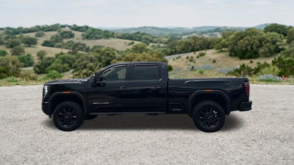 Used 2024 GMC Sierra 2500 AT4 w/ AT4 Premium Plus Package AWD/4WD image 5