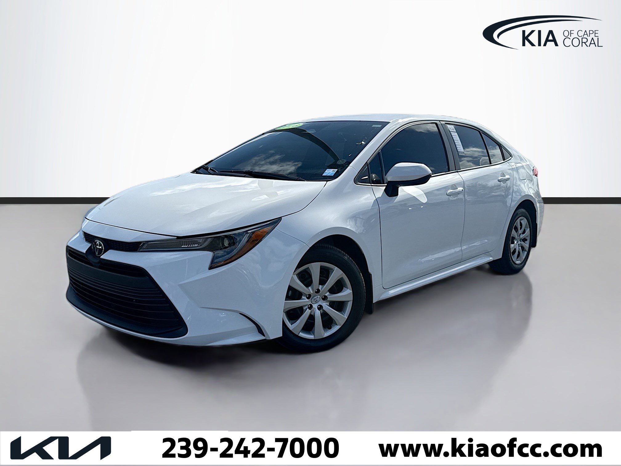 Used 2026 Toyota Corolla LE video 1