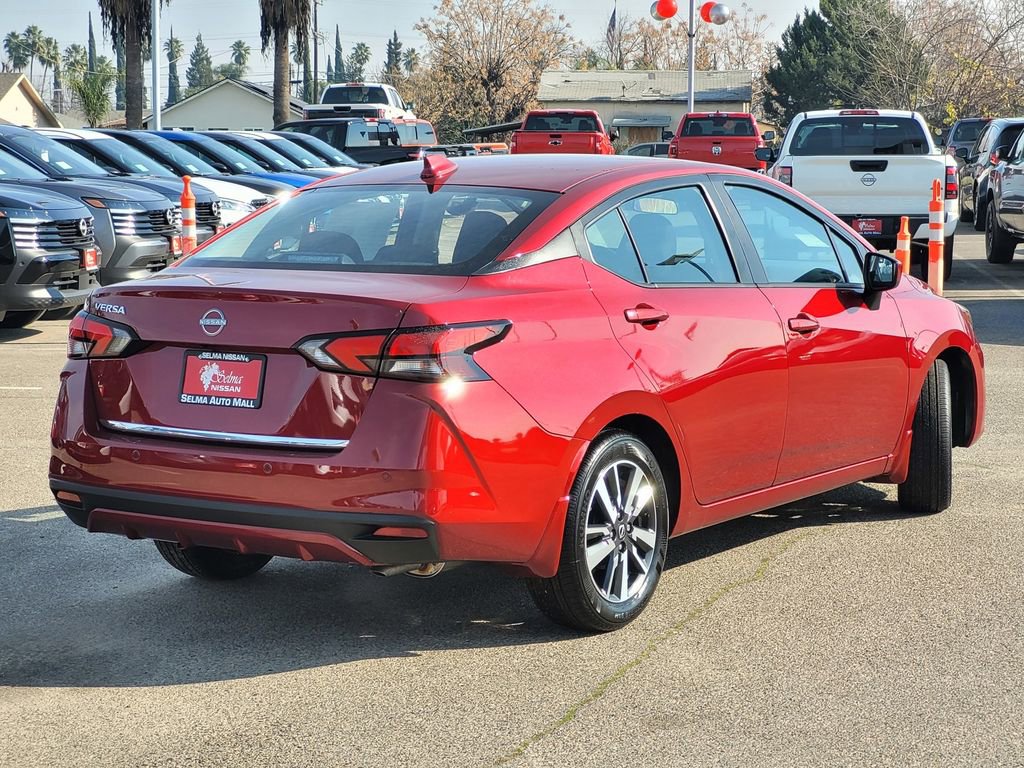 New 2025 Nissan Versa SV w/ Trunk Package FWD image 4