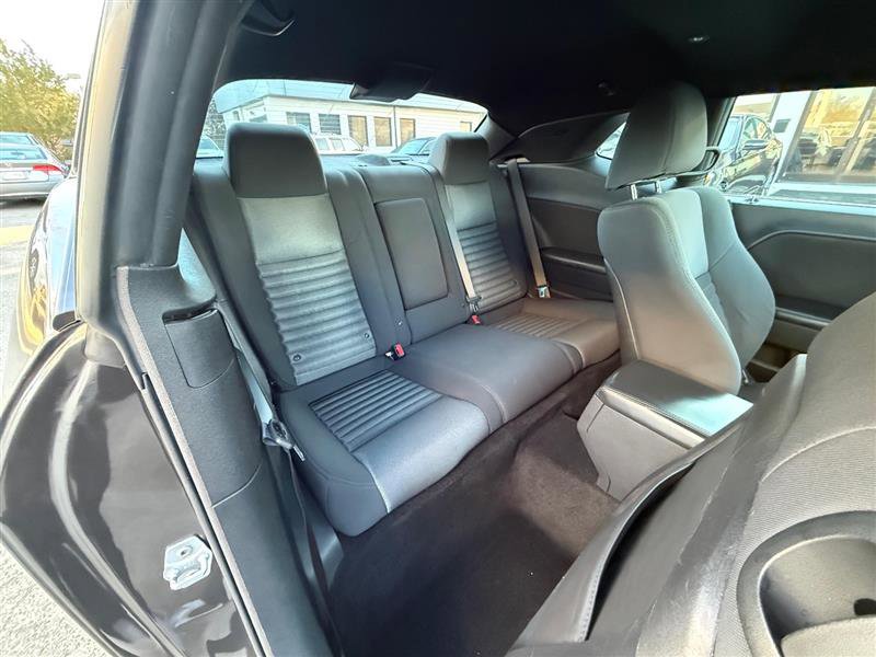 Used 2013 Dodge Challenger R/T w/ Blacktop Pkg image 23