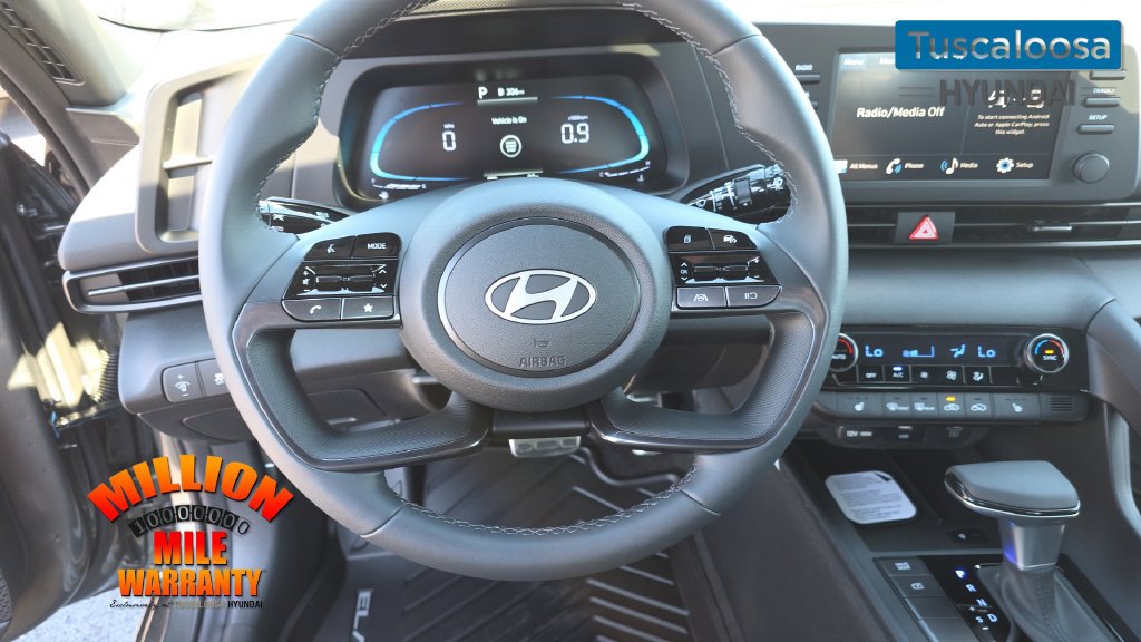 New 2026 Hyundai Elantra SEL Sport FWD image 16