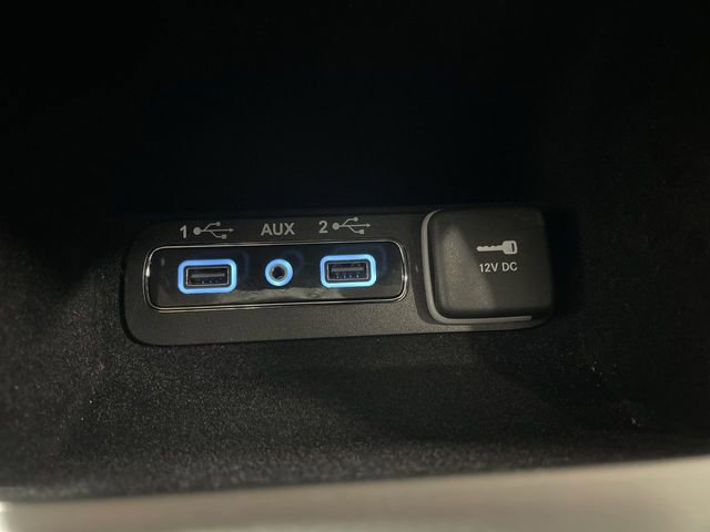 Used 2021 Jeep Grand Cherokee Limited image 31