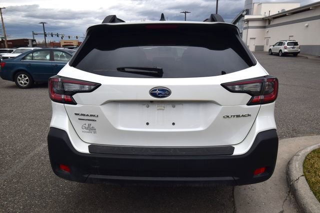 Certified 2025 Subaru Outback Premium w/ Popular Package #1A image 4