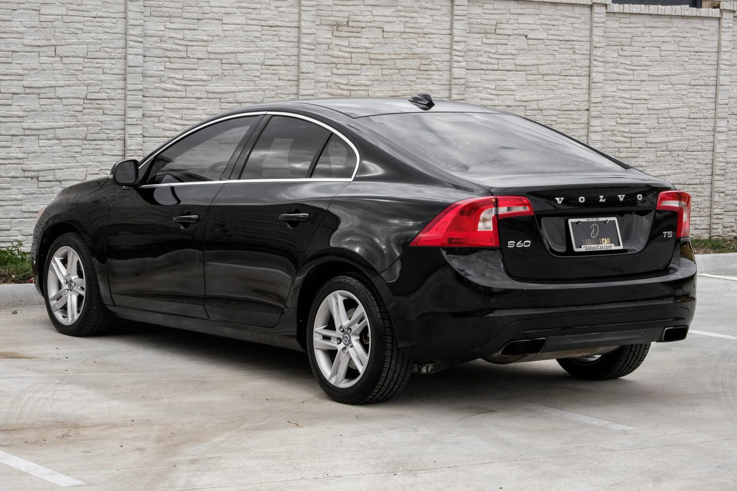 Used 2015 Volvo S60 T5 Premier image 9