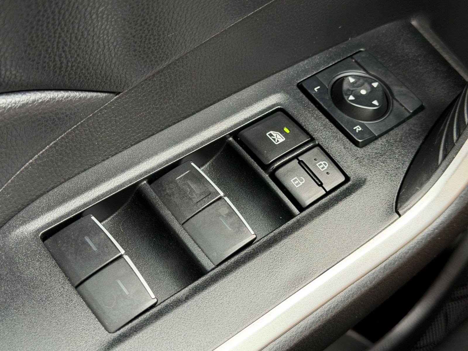 Used 2023 Toyota RAV4 XLE w/ Convenience Package FWD image 30