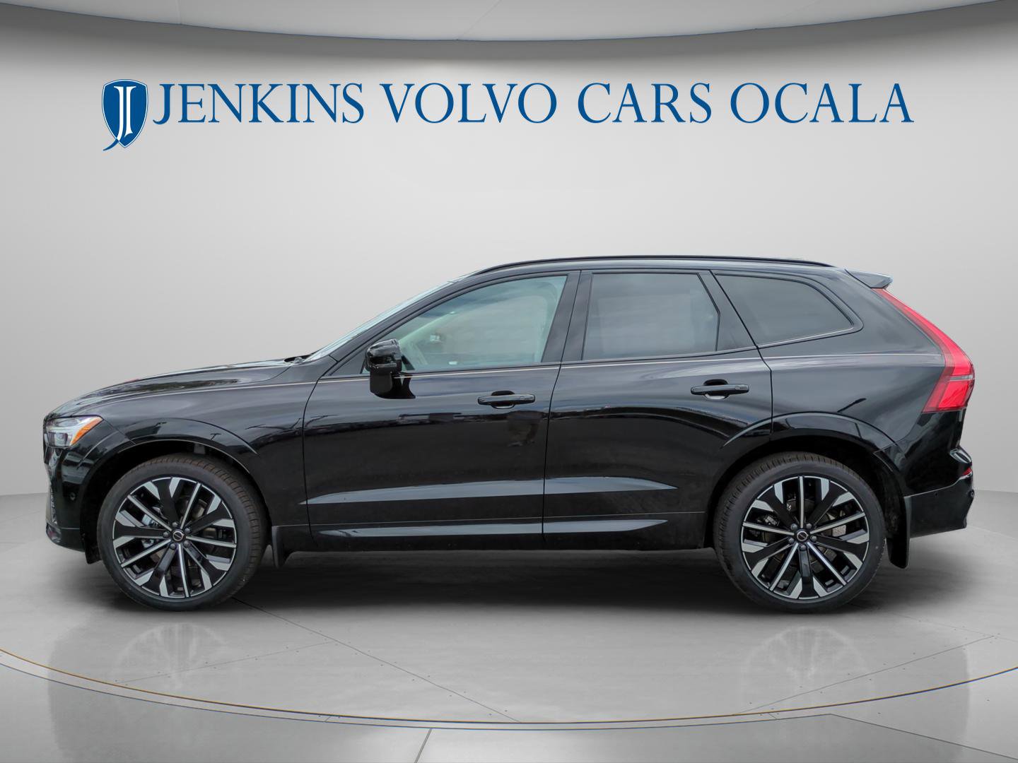 New 2026 Volvo XC60 B5 Ultra w/ Protection Package Premier image 6