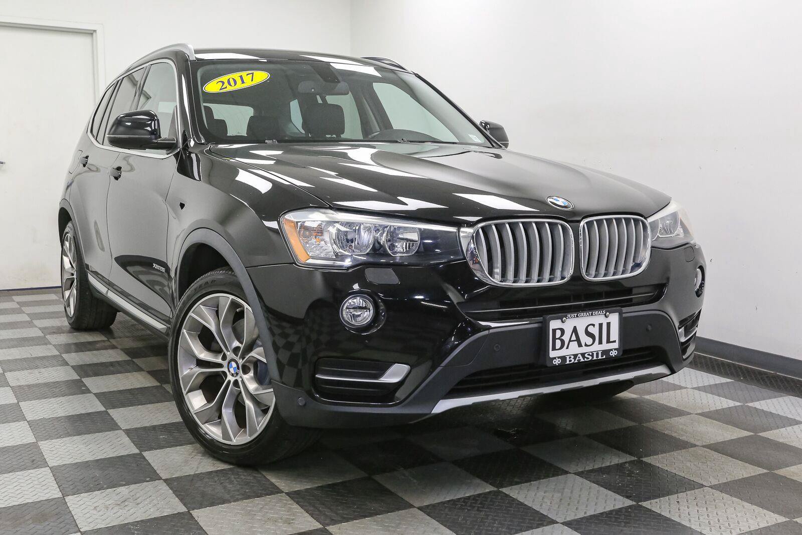 Used 2017 BMW X3 xDrive28i AWD/4WD image 2