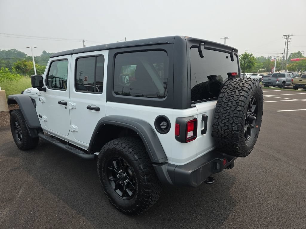 Used 2024 Jeep Wrangler Unlimited Sport AWD/4WD image 4