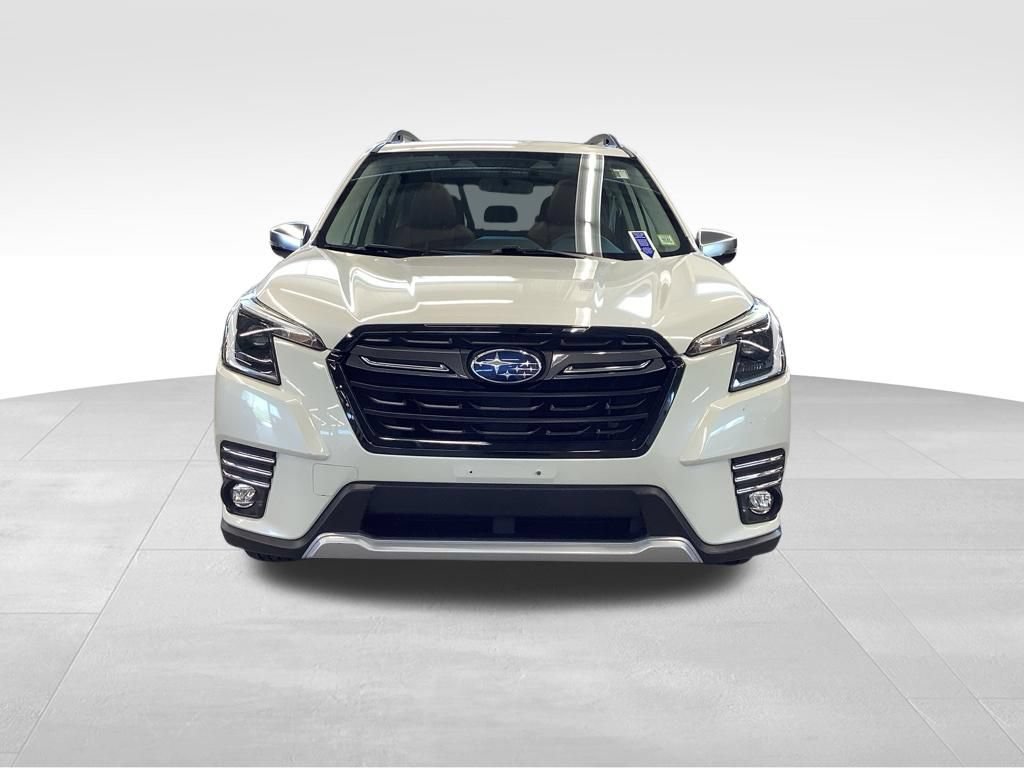 Certified 2023 Subaru Forester Touring AWD/4WD image 6