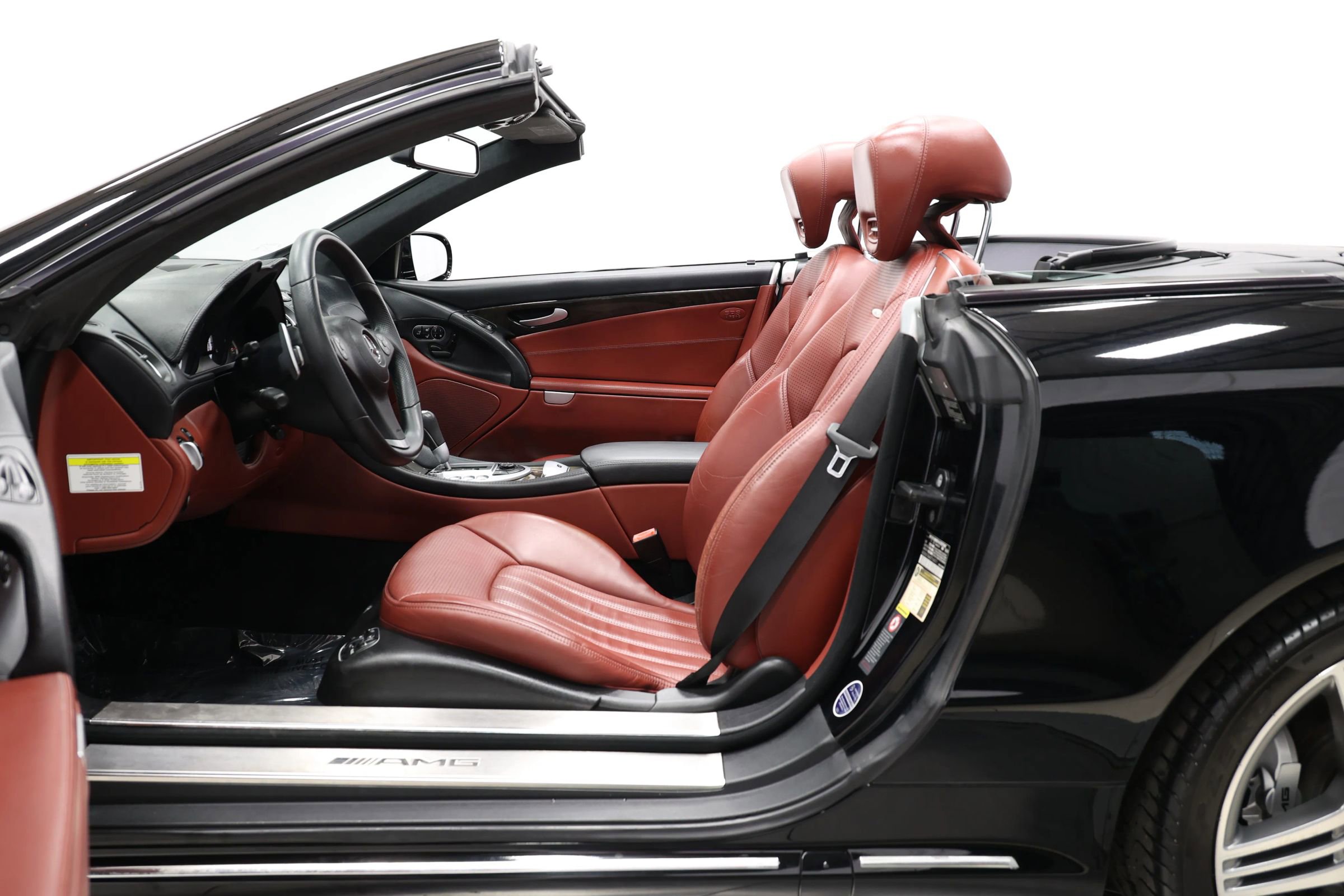 Used 2012 Mercedes-Benz SL 63 AMG image 14