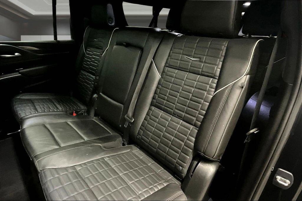 Used 2023 Cadillac Escalade ESV Premium Luxury Platinum w/ LPO, Floor Liner Package AWD/4WD image 22