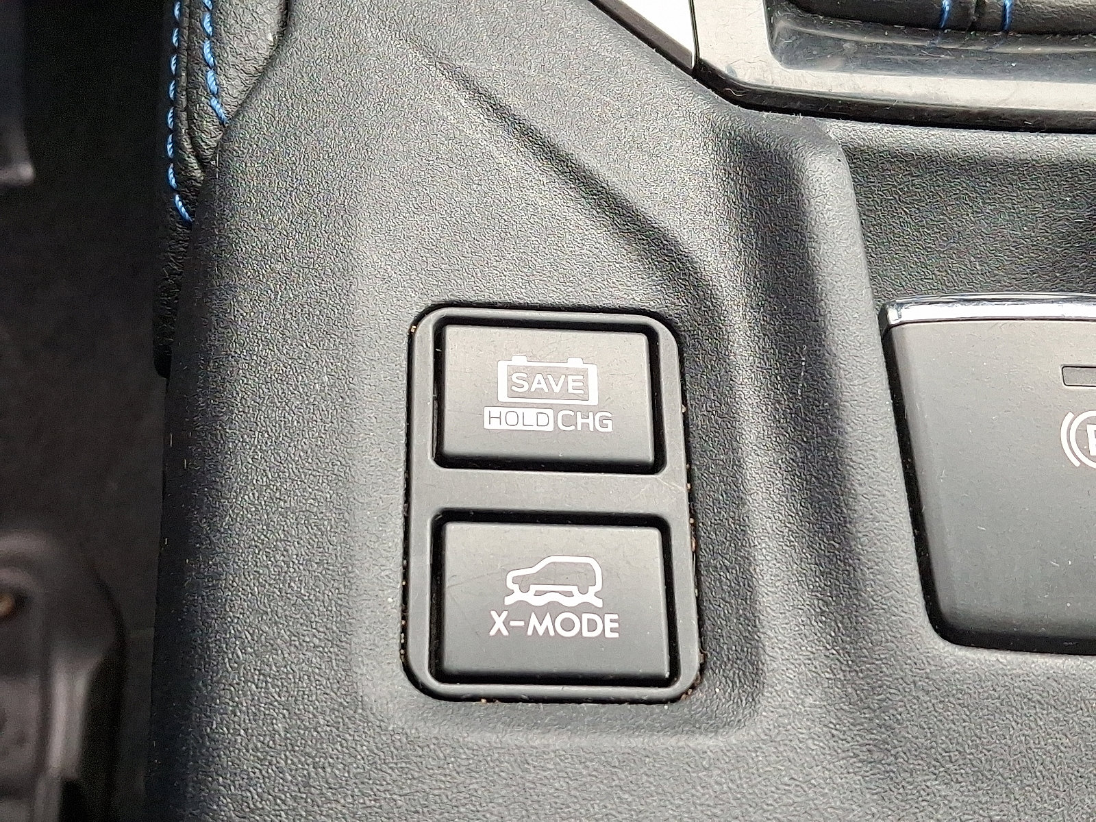 Used 2019 Subaru Crosstrek Hybrid w/ Moonroof Package w/Navigation image 35