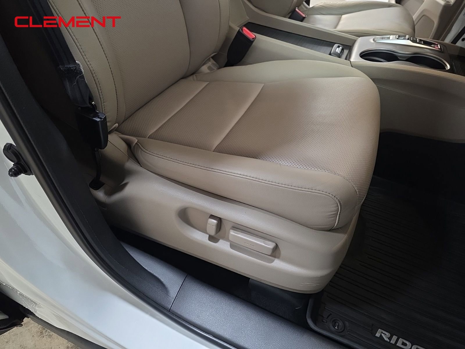 Used 2022 Honda Ridgeline RTL-E image 32