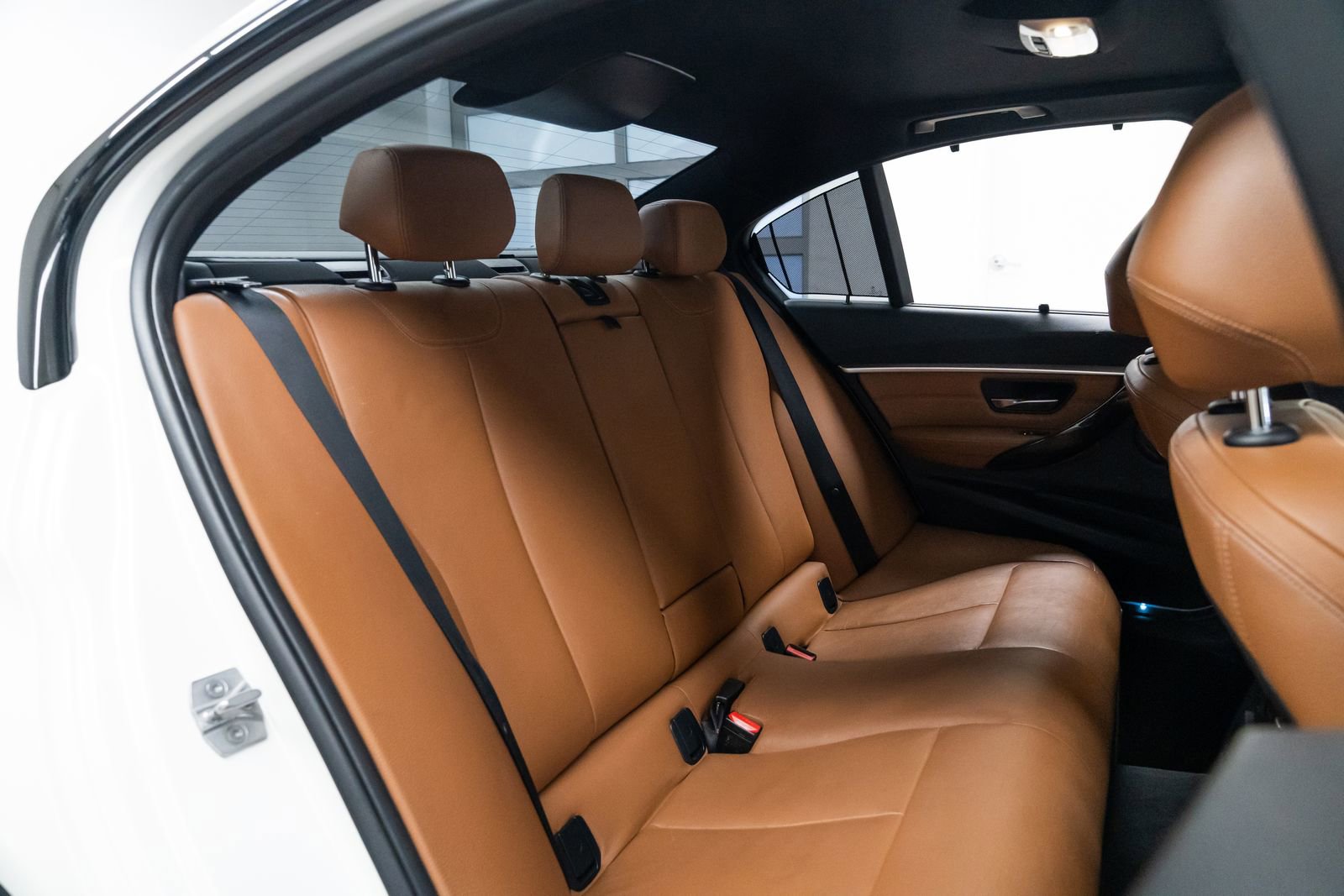 Used 2016 BMW 340i Sedan image 24