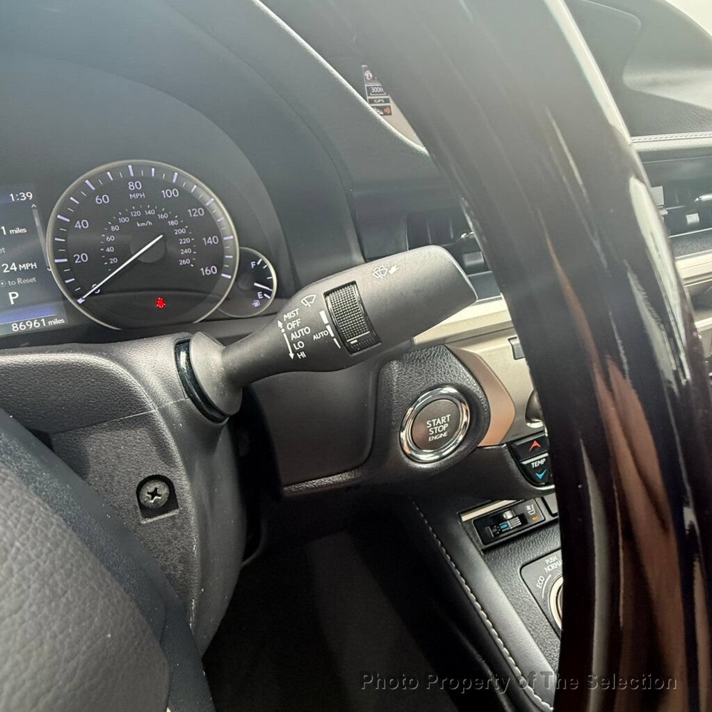 Used 2018 Lexus ES 350 w/ Luxury Package w/Wood Trim FWD image 25