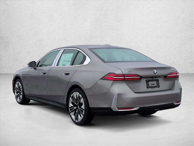 New 2026 BMW 530i xDrive w/ Premium Package image 9