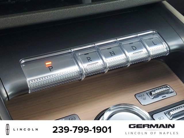 New 2025 Lincoln Nautilus Reserve image 25