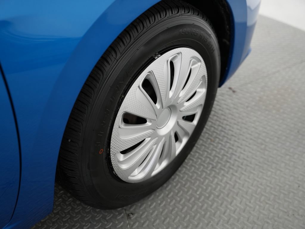 Used 2021 Nissan Versa S image 48