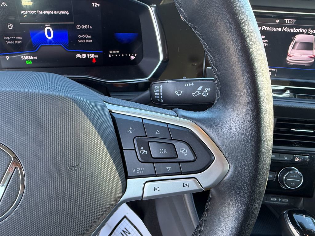 Used 2024 Volkswagen Jetta SE image 17