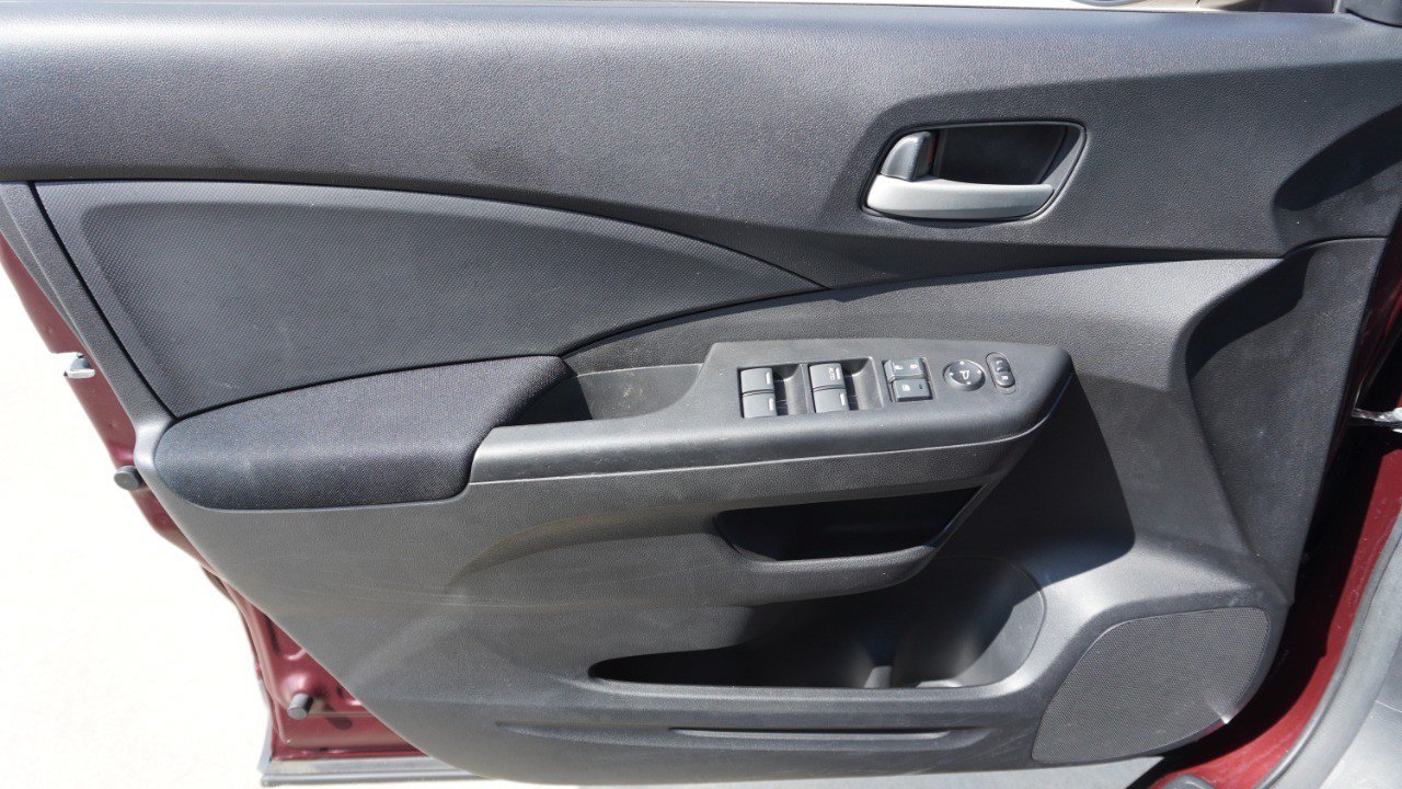 Used 2015 Honda CR-V LX image 20