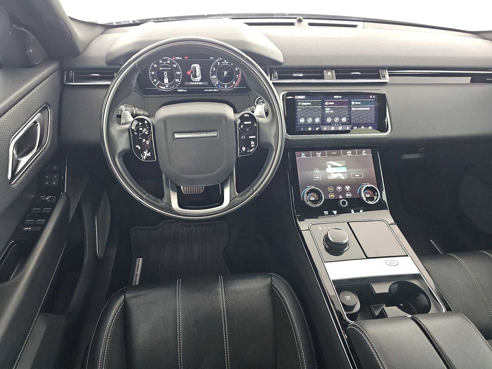 Used 2018 Land Rover Range Rover Velar R-Dynamic SE AWD/4WD image 18