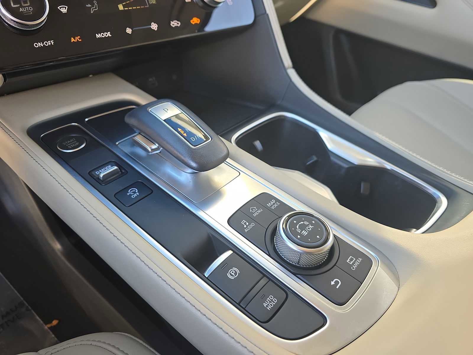 Used 2023 INFINITI QX60 Luxe FWD image 27