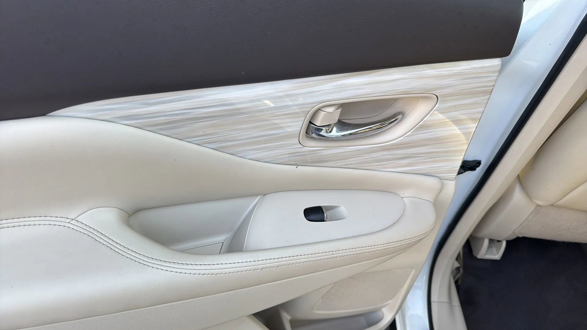 Used 2017 Nissan Murano SL image 20