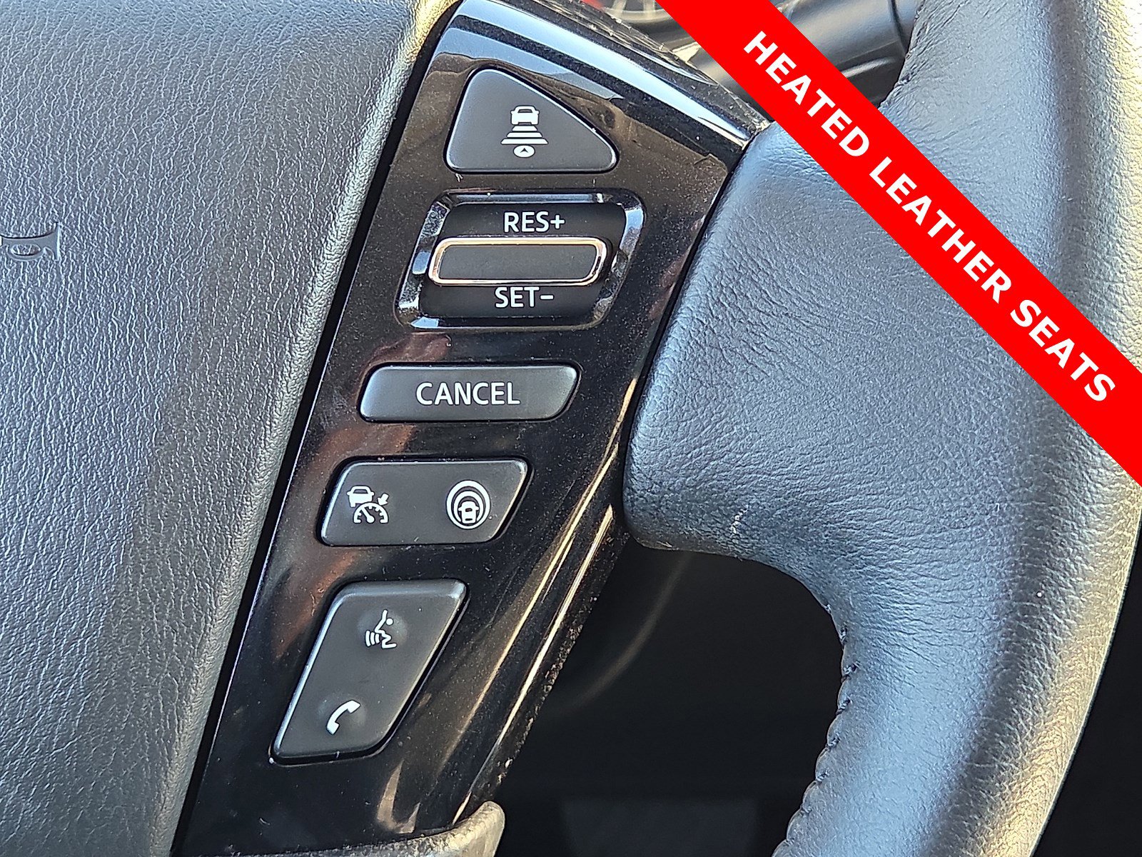 Used 2024 Nissan Armada SV image 22