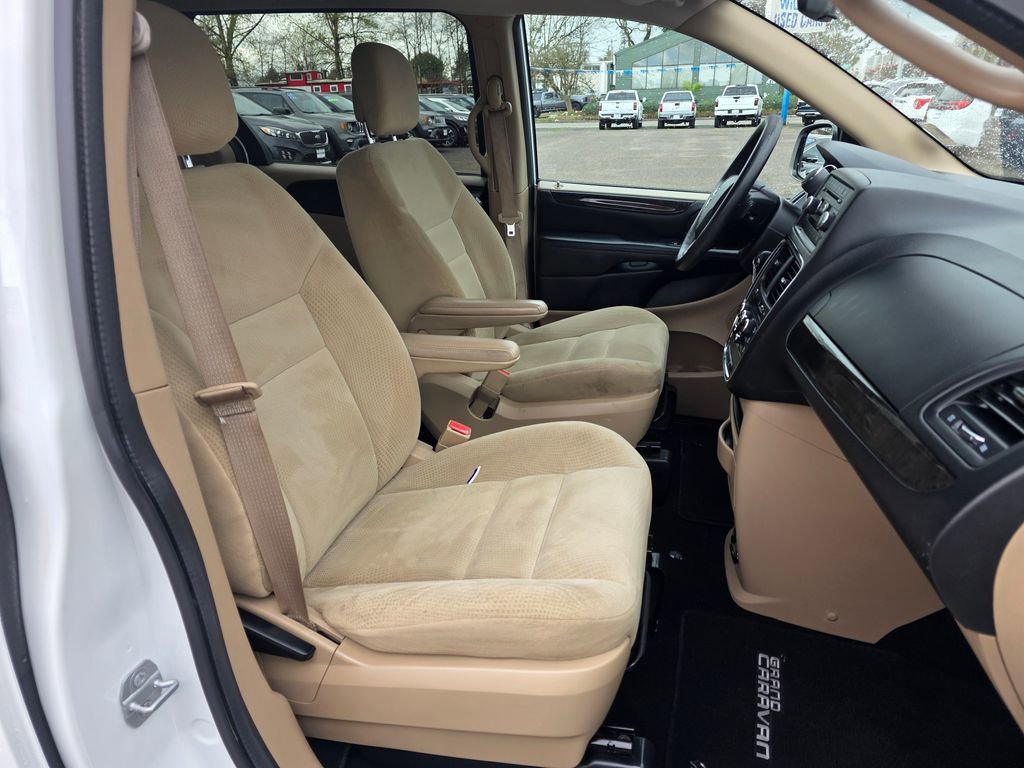 Used 2016 Dodge Grand Caravan SE w/ Quick Order Package 29E SE image 22