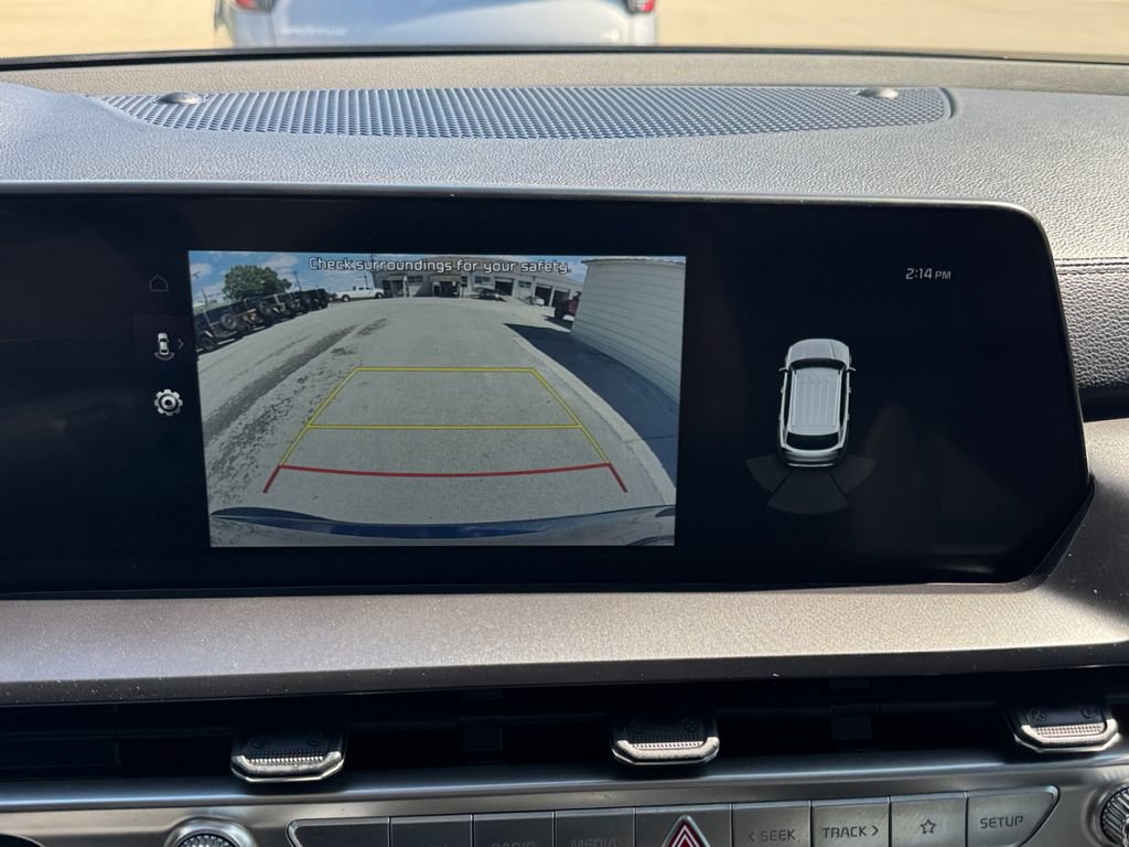 Certified 2024 Kia Telluride S w/ S Sunroof Package AWD/4WD image 18