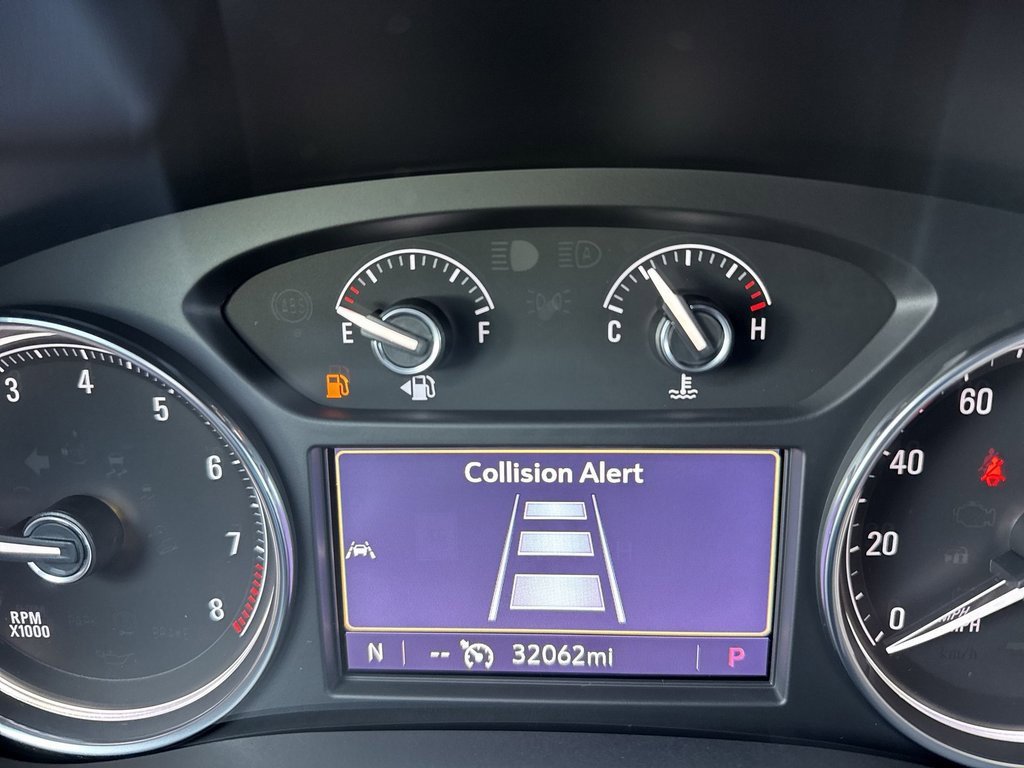 Used 2023 Buick Enclave Essence w/ Experience Buick Package image 30