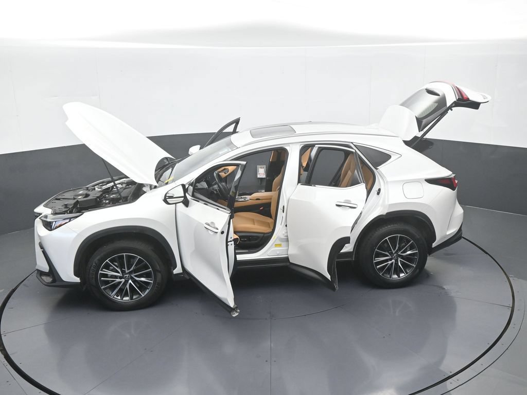 Used 2025 Lexus NX 250 FWD w/ Towing Package (2000 Lbs) image 63