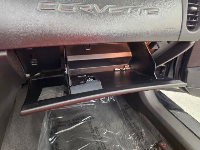 Used 2009 Chevrolet Corvette Convertible w/ Preferred Equipment Group RWD image 31