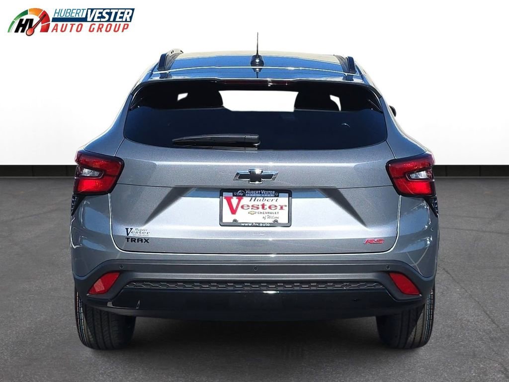 New 2026 Chevrolet Trax RS image 3